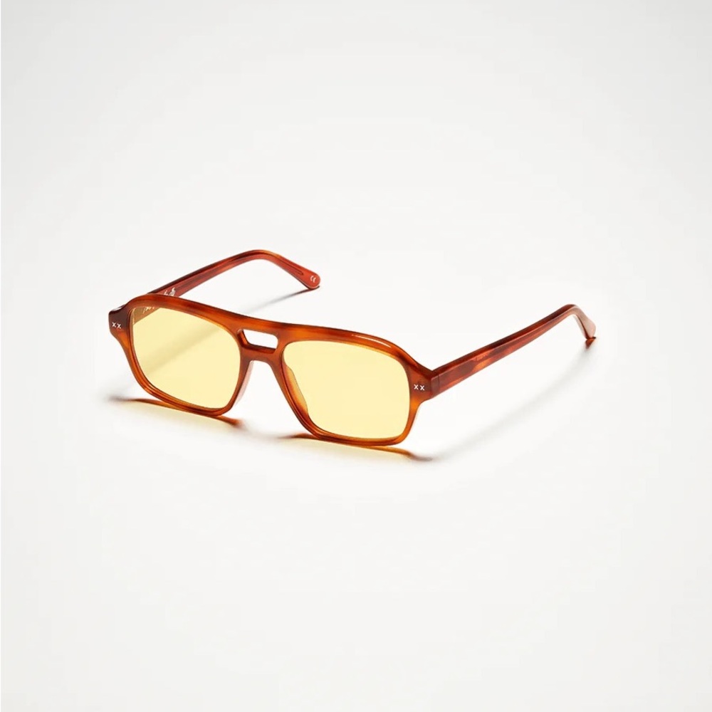 LEXXOLA SUNGLASSES DAMIEN / TORT / YELLOW